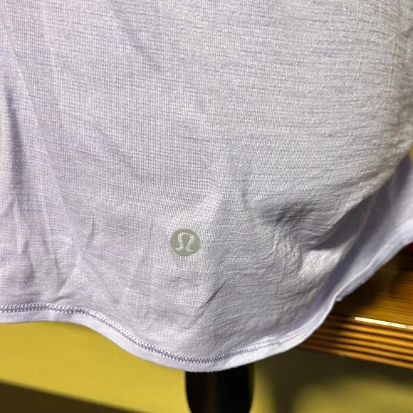 Lululemon Criss Cross Back Tank - Picture 4 of 8